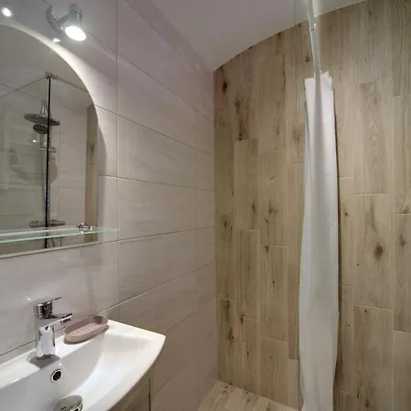 Apartinvest Nieruchomosci Wrzosowa Apartman *