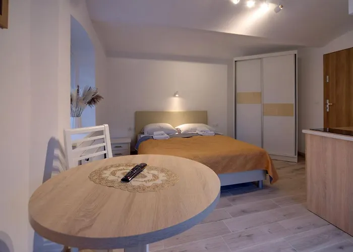 Apartinvest Nieruchomosci Wrzosowa *