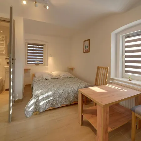 Apartment Apartinvest Nieruchomosci Wrzosowa