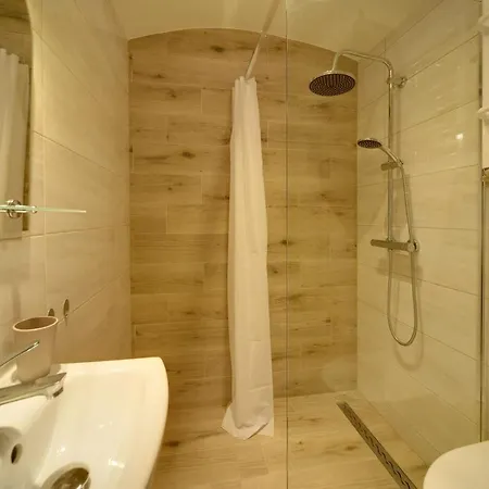 Apartinvest Nieruchomosci Wrzosowa *