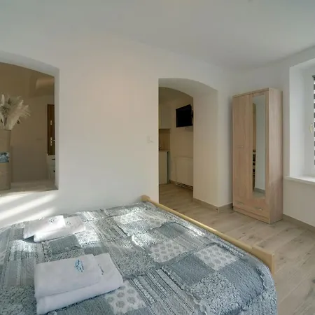 Apartinvest Nieruchomosci Wrzosowa Apartment *